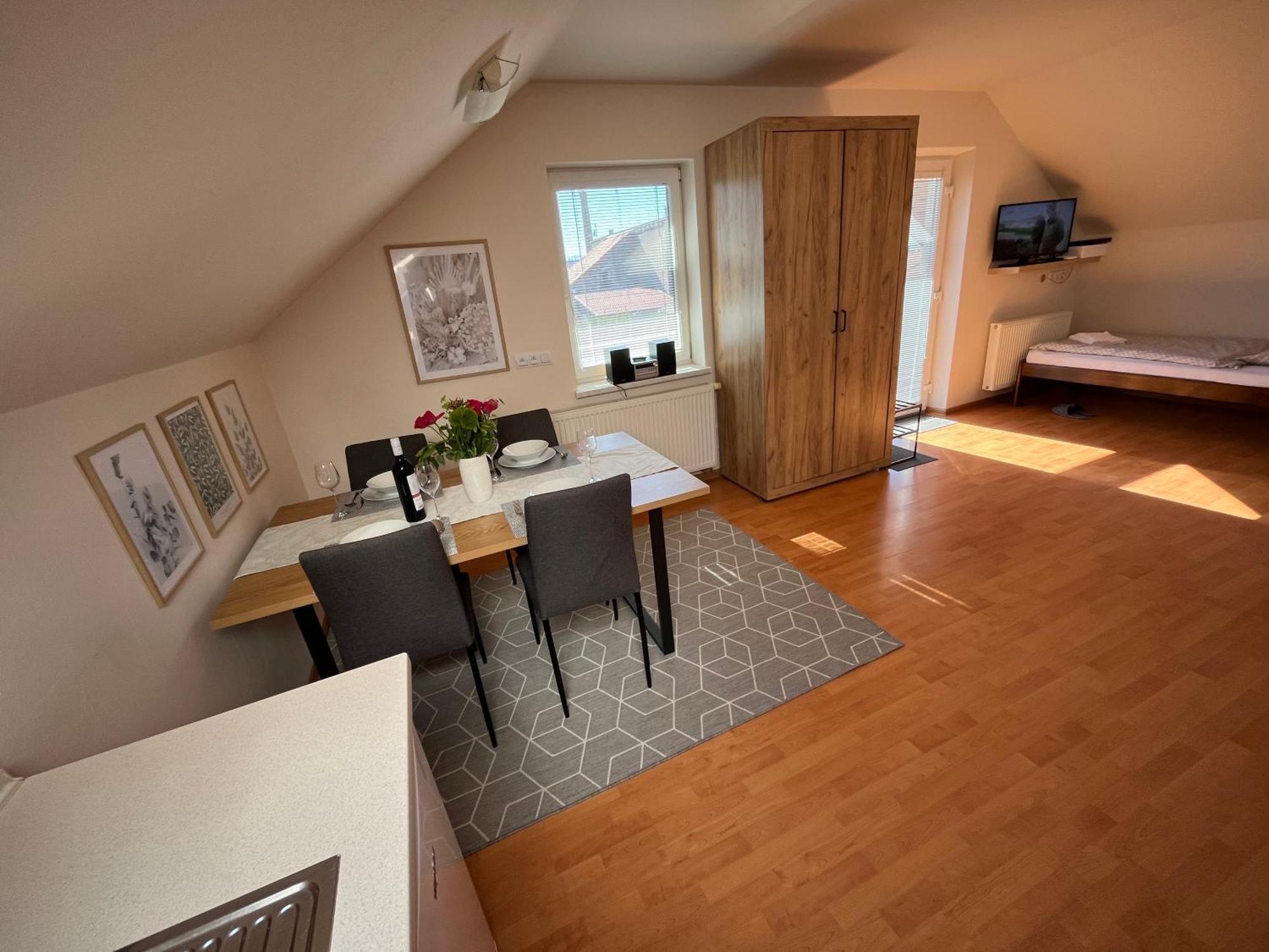 Privat Mariva Apartment Liptovsky Mikulas Luaran gambar